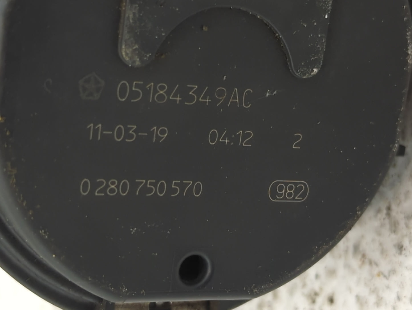 2011-2022 Dodge Challenger Throttle Body P/N:05184349AC 05184349AE Fits OEM Used Auto Parts - Oemusedautoparts1.com