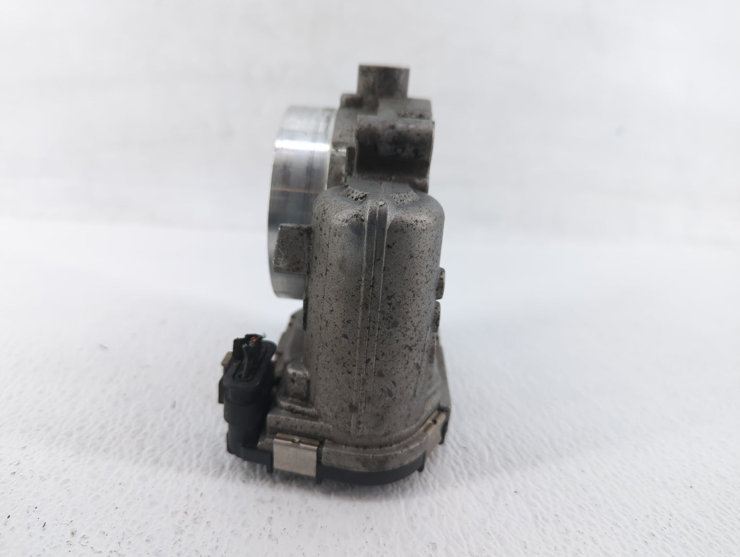 2011-2022 Dodge Challenger Throttle Body P/N:05184349AC 05184349AE Fits OEM Used Auto Parts - Oemusedautoparts1.com