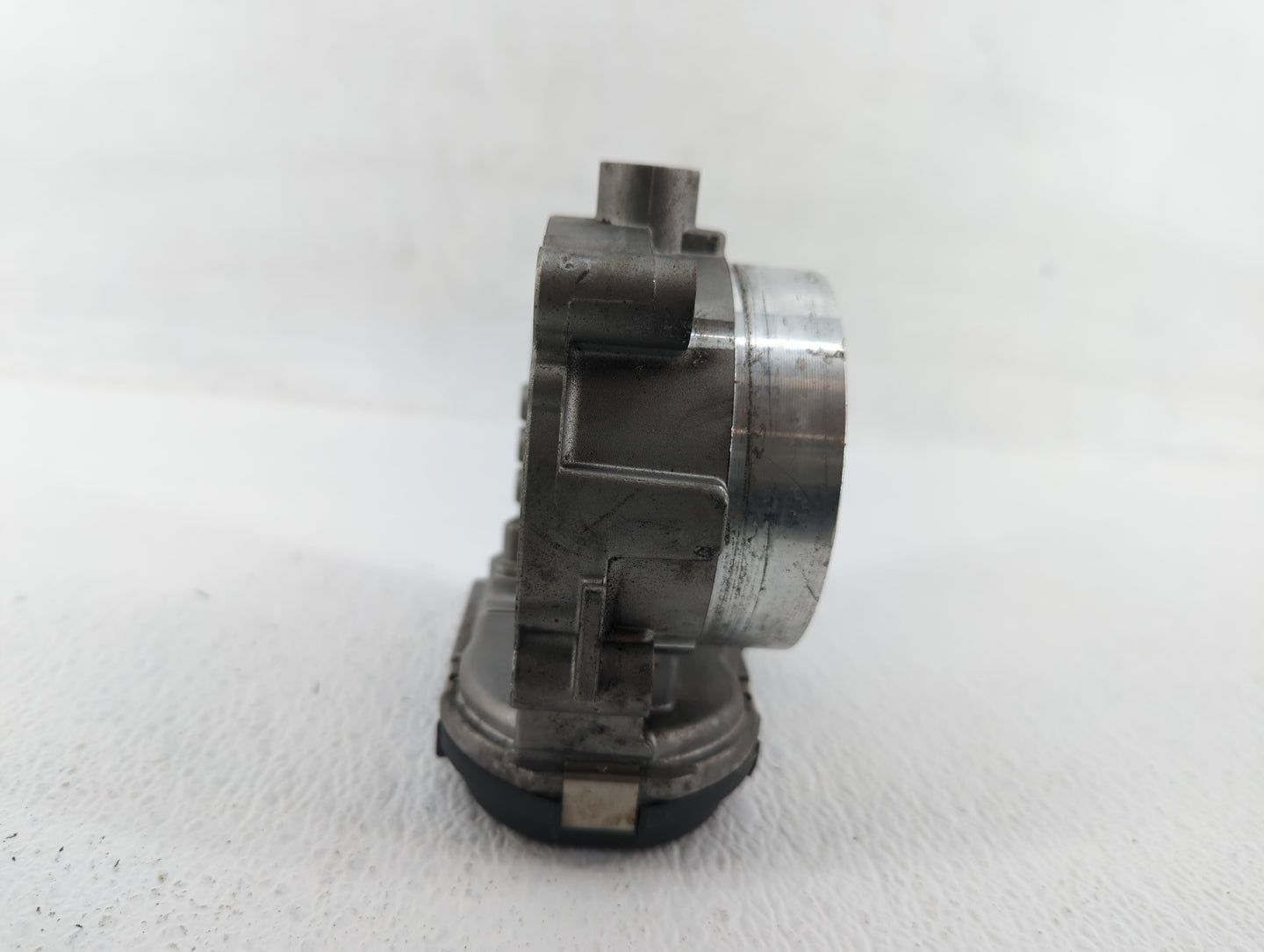 2011-2022 Dodge Challenger Throttle Body P/N:05184349AC 05184349AE Fits OEM Used Auto Parts - Oemusedautoparts1.com