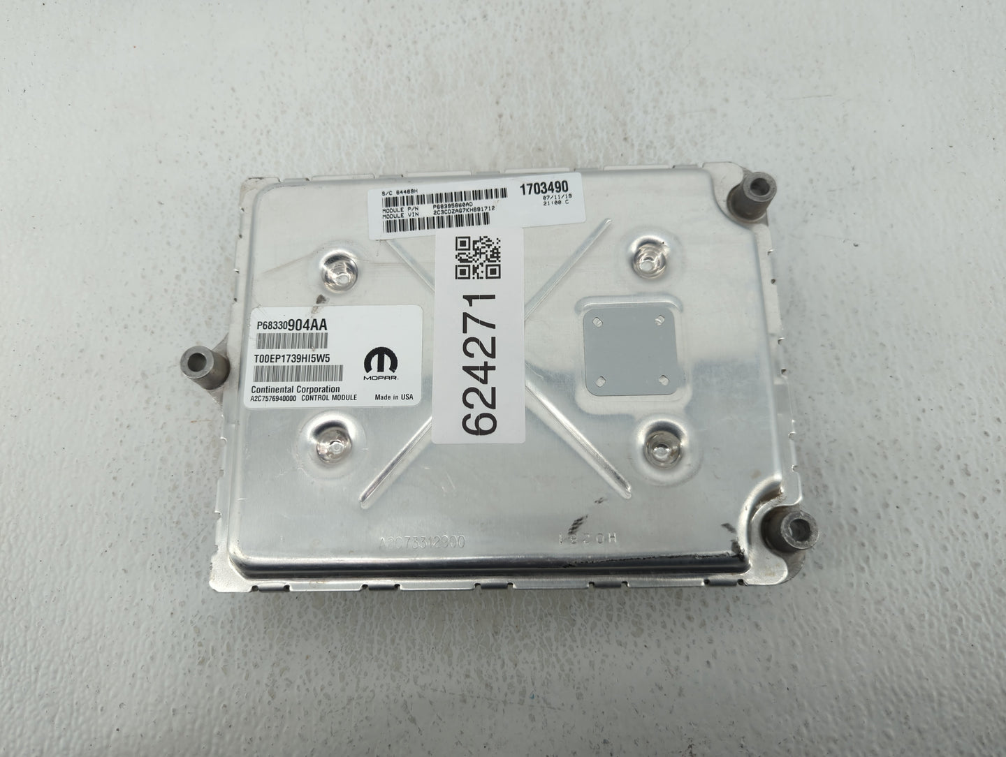 2018-2019 Dodge Challenger PCM Engine Control Computer ECU ECM PCU OEM P/N:P68330904AA Fits Fits 2018 2019 OEM Used Auto Par