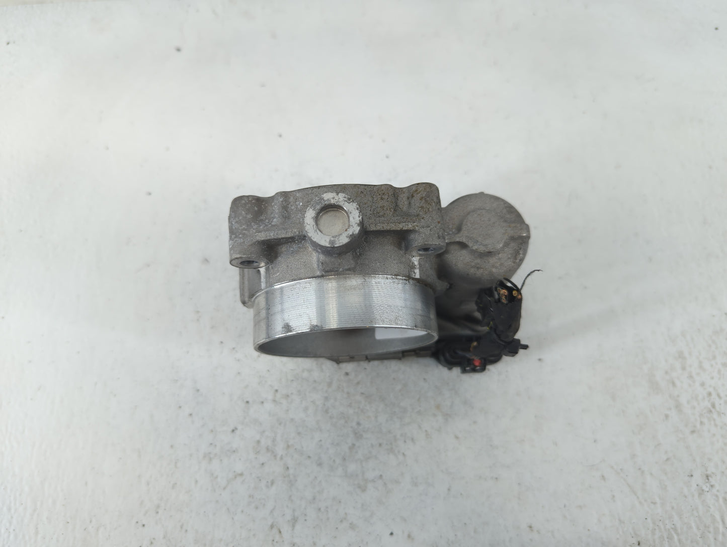 2011-2022 Dodge Challenger Throttle Body P/N:0 280 750 770 05184349AE Fits OEM Used Auto Parts - Oemusedautoparts1.com