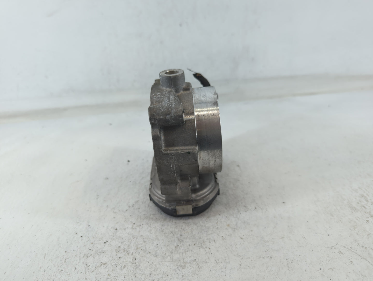 2011-2022 Dodge Challenger Throttle Body P/N:0 280 750 770 05184349AE Fits OEM Used Auto Parts - Oemusedautoparts1.com