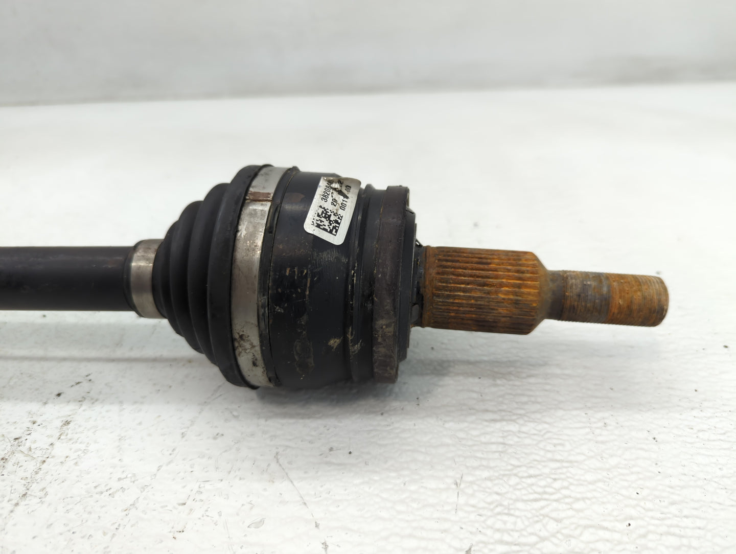 2017-2020 Dodge Challenger Axle Shaft Front Driver Cv C/v - Oemusedautoparts1.com