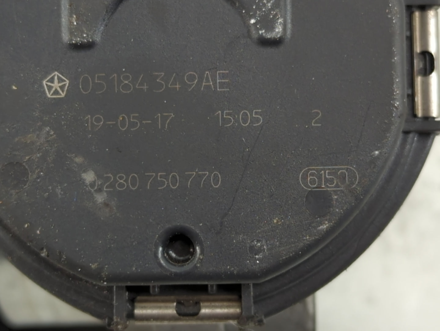 2011-2022 Dodge Challenger Throttle Body P/N:0 280 750 770 05184349AE Fits OEM Used Auto Parts - Oemusedautoparts1.com