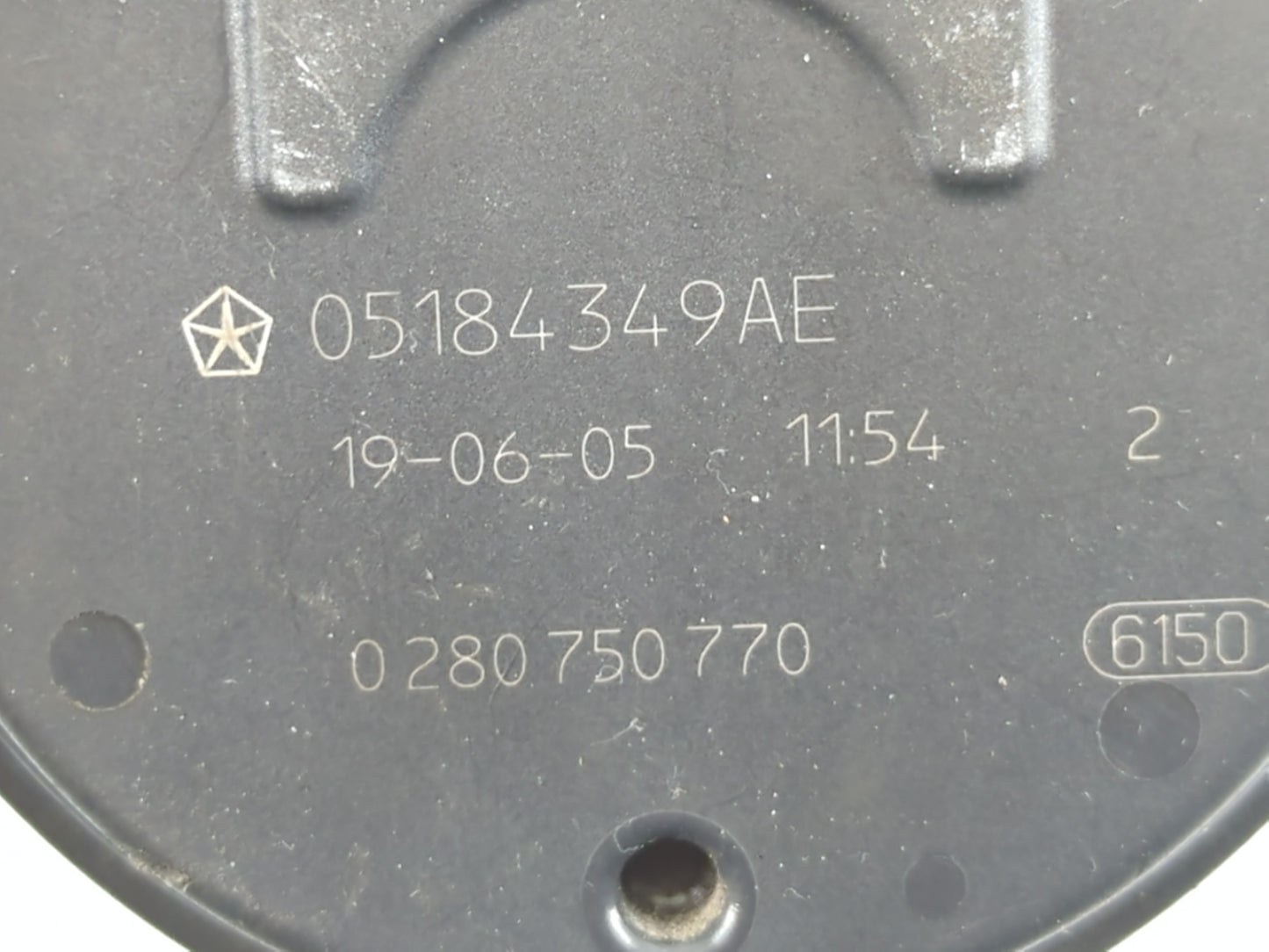 2011-2022 Dodge Challenger Throttle Body P/N:0 280 750 770 05184349AE Fits OEM Used Auto Parts - Oemusedautoparts1.com