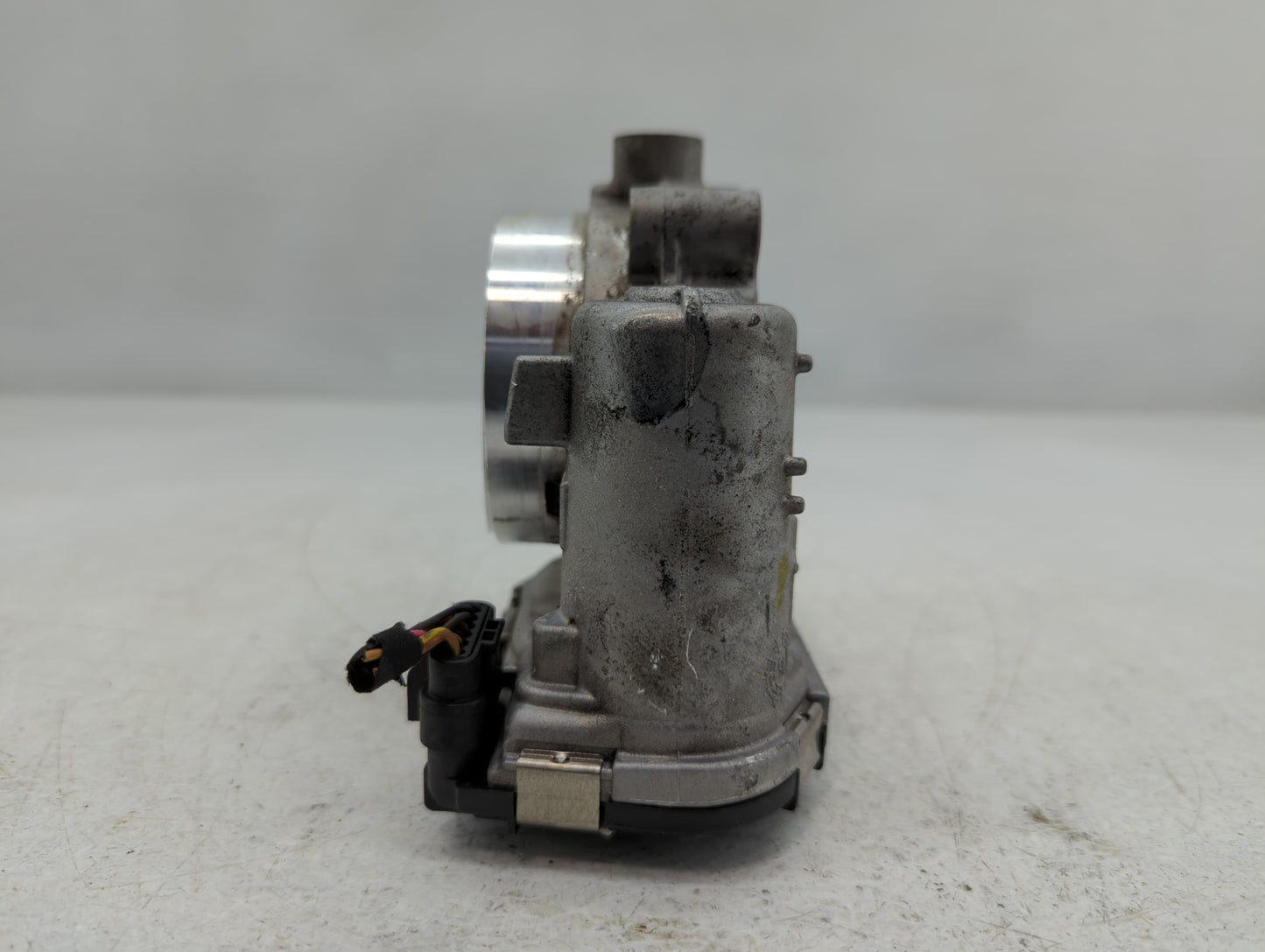 2011-2022 Dodge Challenger Throttle Body P/N:0 280 750 770 05184349AE Fits OEM Used Auto Parts - Oemusedautoparts1.com
