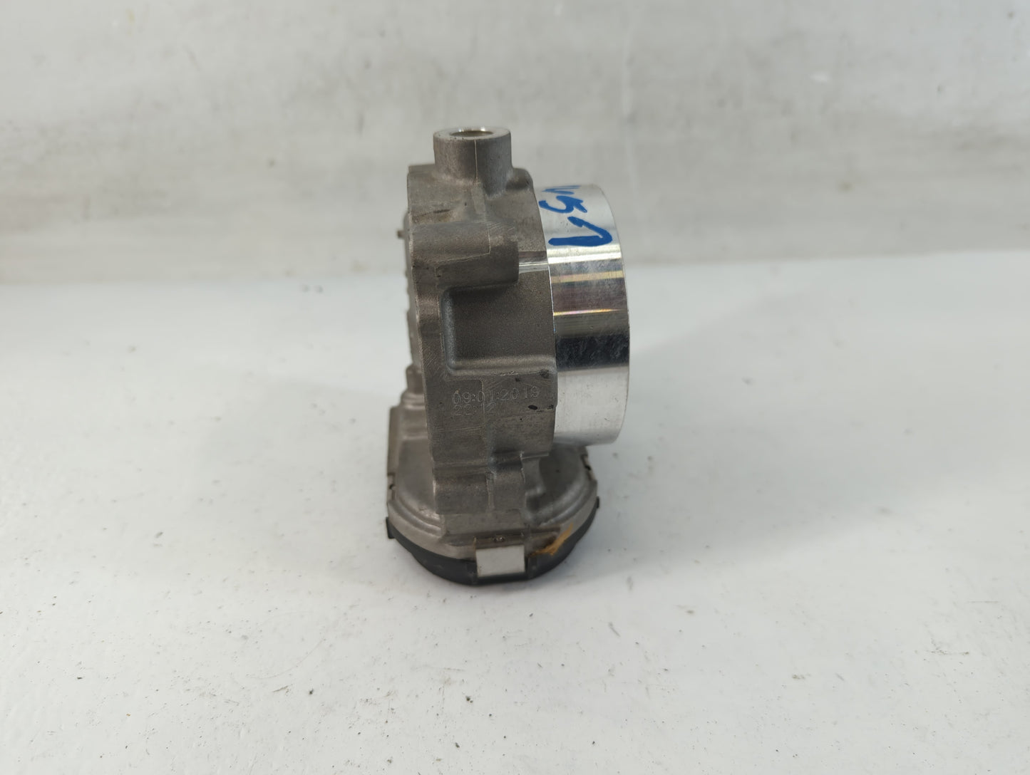 2011-2022 Dodge Challenger Throttle Body P/N:0 280 750 770 05184349AE Fits OEM Used Auto Parts - Oemusedautoparts1.com