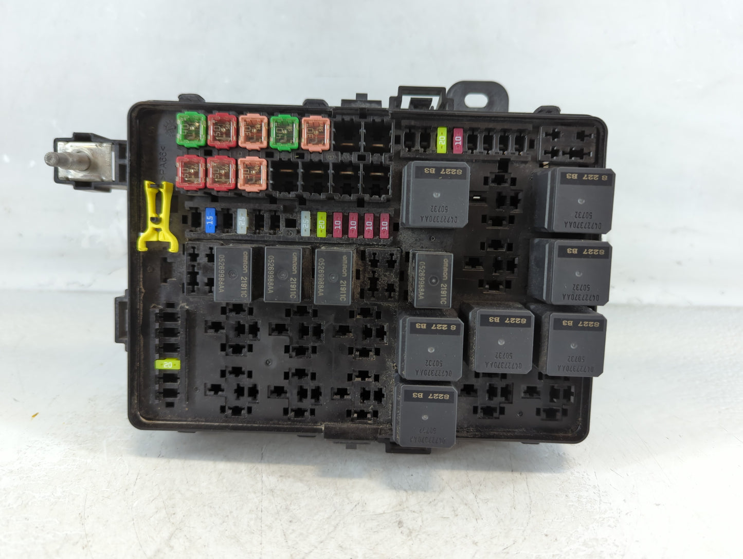 2019 Dodge Challenger Fusebox Fuse Box Panel Relay Module P/N:P68384600AC Fits OEM Used Auto Parts - Oemusedautoparts1.com