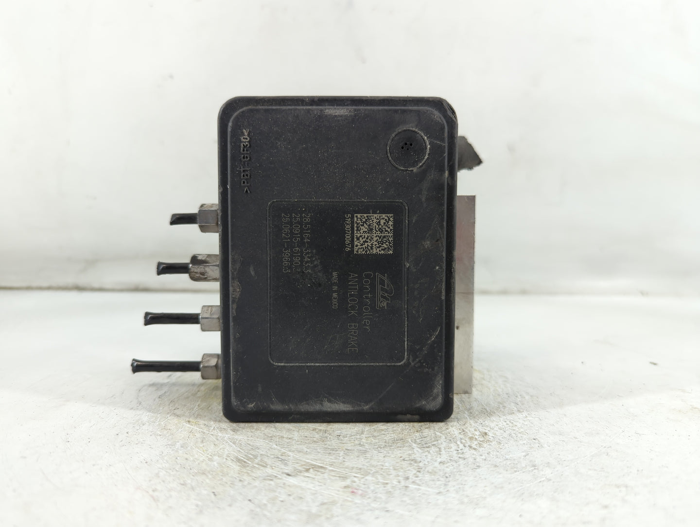 2018-2022 Dodge Challenger ABS Pump Control Module Replacement P/N:P68394697AD Fits Fits 2018 2019 2020 2021 2022 OEM Used A