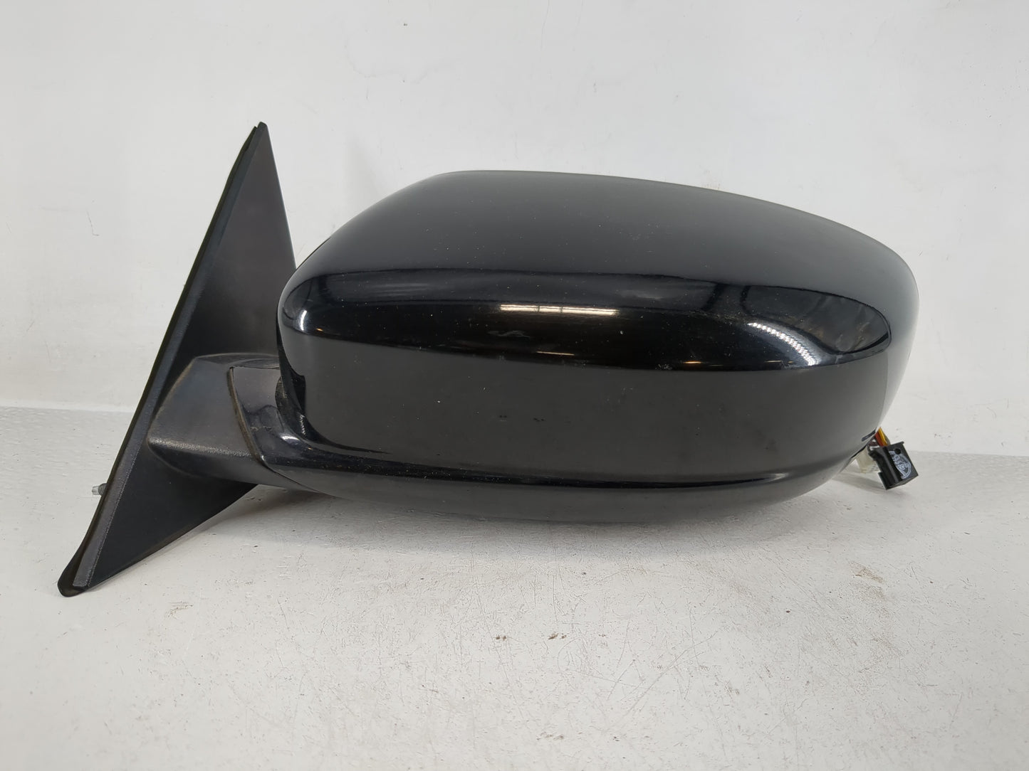 2015-2020 Dodge Charger Driver Side View Mirror - Left Door Mirror OEM Used - Oemusedautoparts1.com