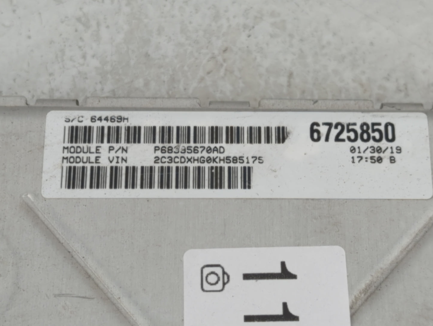 2018-2019 Dodge Charger PCM Engine Control Computer ECU ECM PCU OEM P/N:P68330904AA P68353048AC Fits Fits 2018 2019 OEM Used