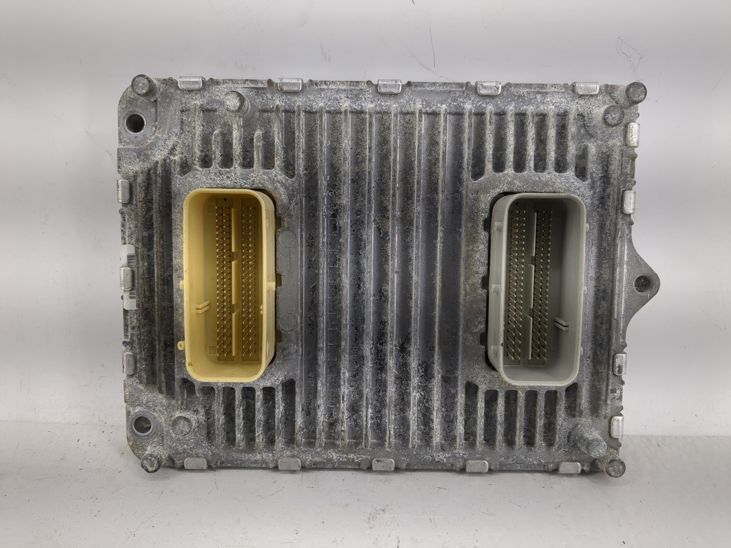 2018-2019 Dodge Charger PCM Engine Control Computer ECU ECM PCU OEM P/N:P68330904AA Fits Fits 2018 2019 OEM Used Auto Parts 