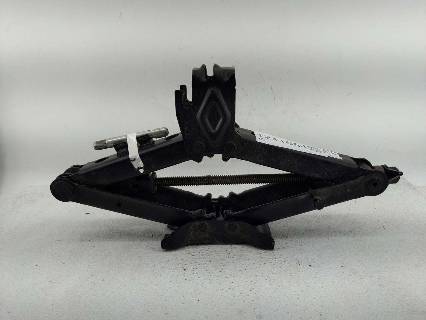 2019 Dodge Charger Spare Scissor Car Jack 1241654 - Oemusedautoparts1.com