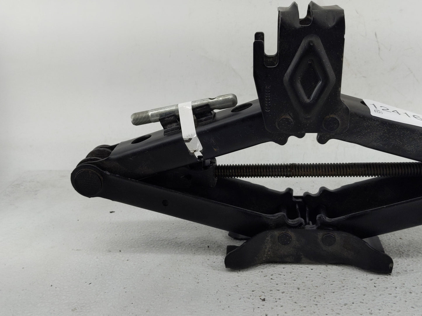 2019 Dodge Charger Spare Scissor Car Jack - Oemusedautoparts1.com