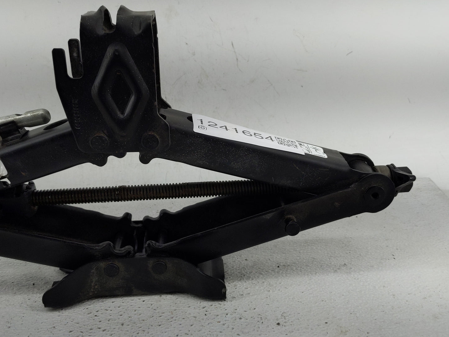2019 Dodge Charger Spare Scissor Car Jack 1241654 - Oemusedautoparts1.com