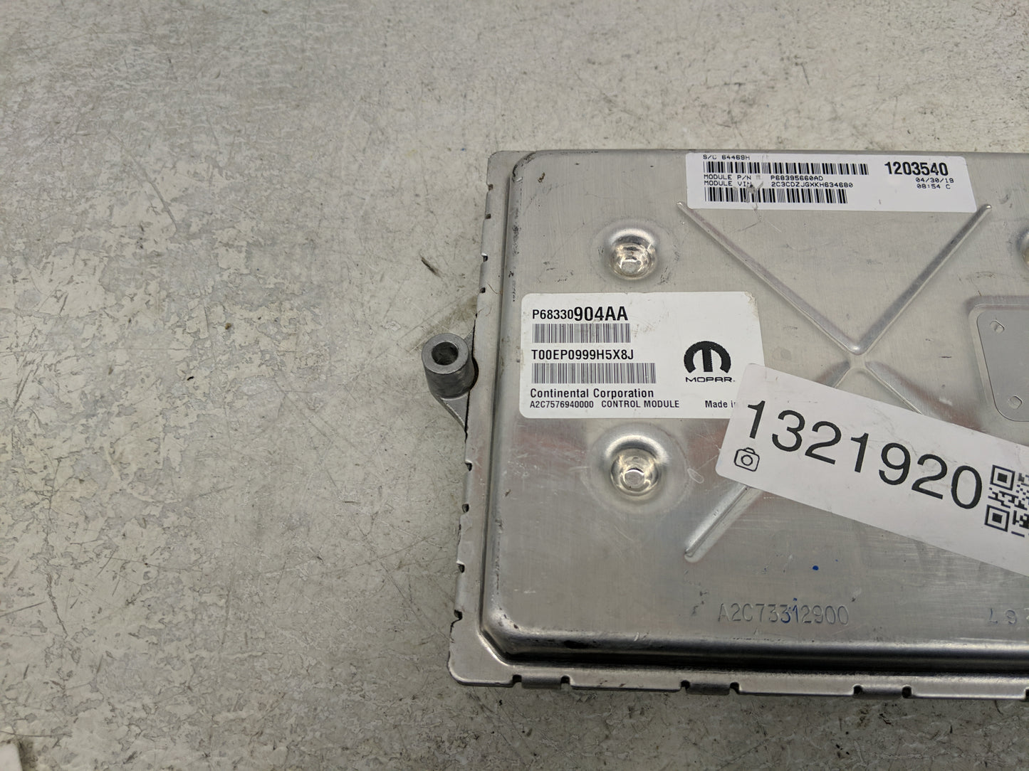2018-2019 Dodge Charger PCM Engine Control Computer ECU ECM PCU OEM P/N:P68395660AD P68330904AA Fits Fits 2018 2019 OEM Used