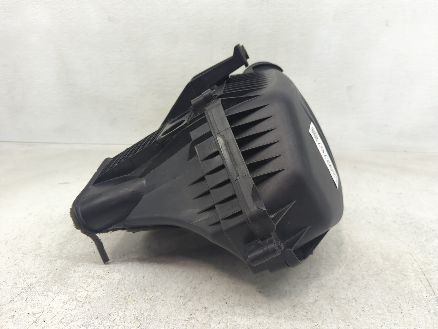 2011-2019 Dodge Charger Air Cleaner Intake-duct Hose Tube - Oemusedautoparts1.com