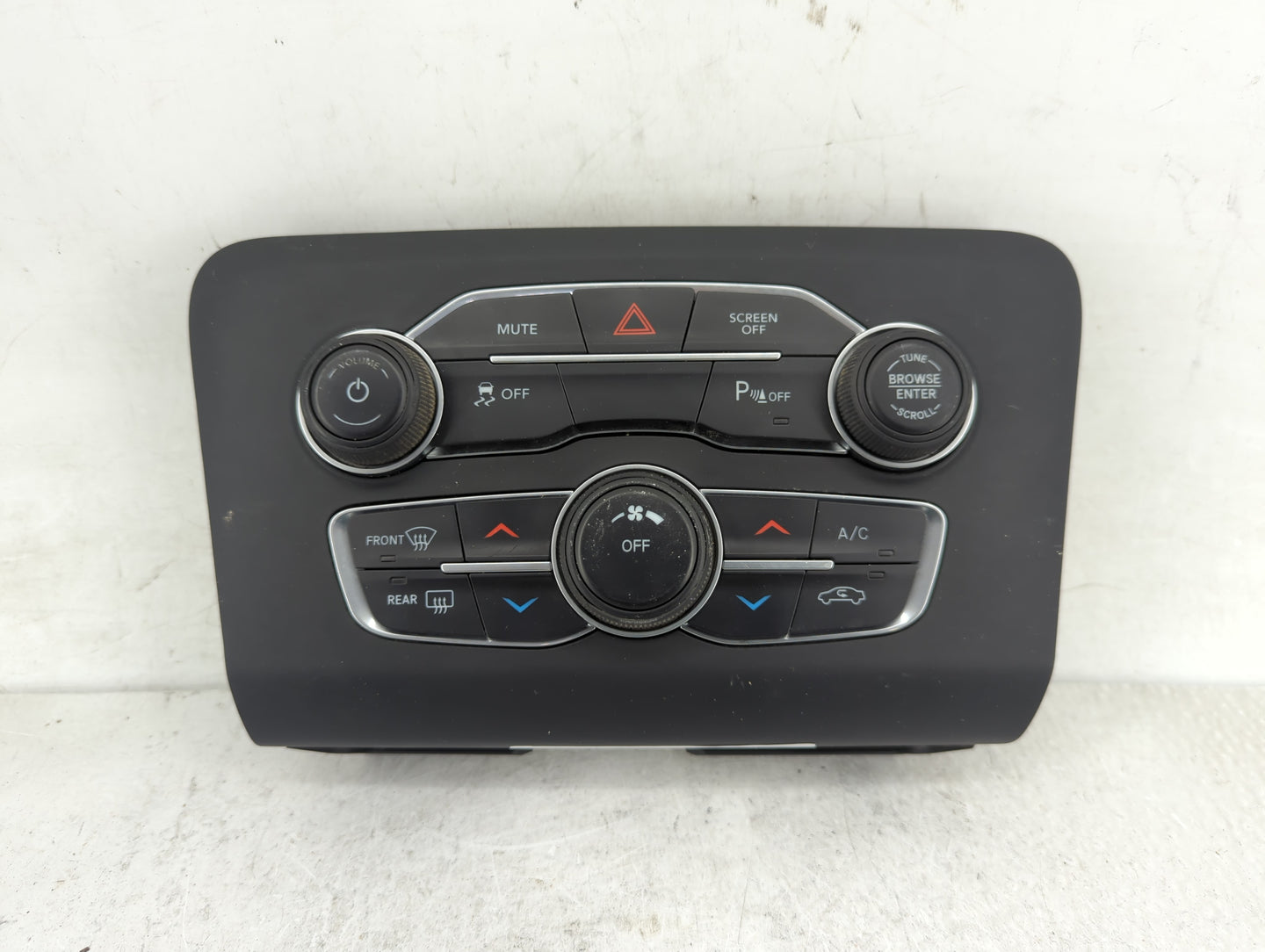2017-2022 Dodge Charger Climate Control Module Temperature AC/Heater Replacement P/N:68293615AD Fits OEM Used Auto Parts - O