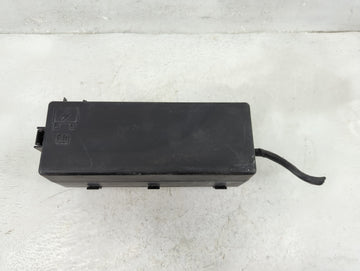2019-2020 Dodge Charger Fusebox Fuse Box Panel Relay Module P/N:7154-0151-30 Fits Fits 2019 2020 OEM Used Auto Parts - Oemus
