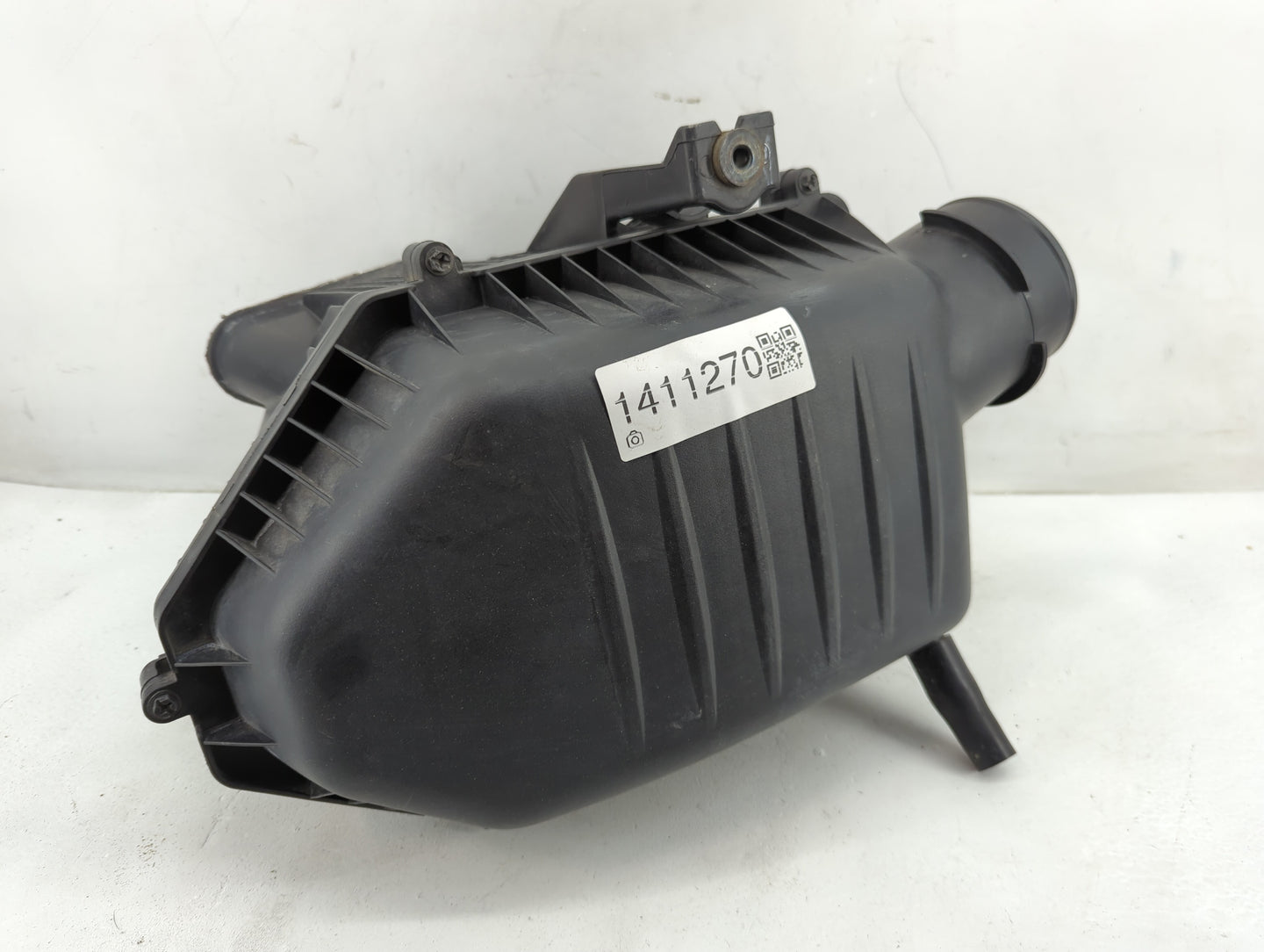 2011-2019 Dodge Charger Air Cleaner Intake-duct Hose Tube - Oemusedautoparts1.com