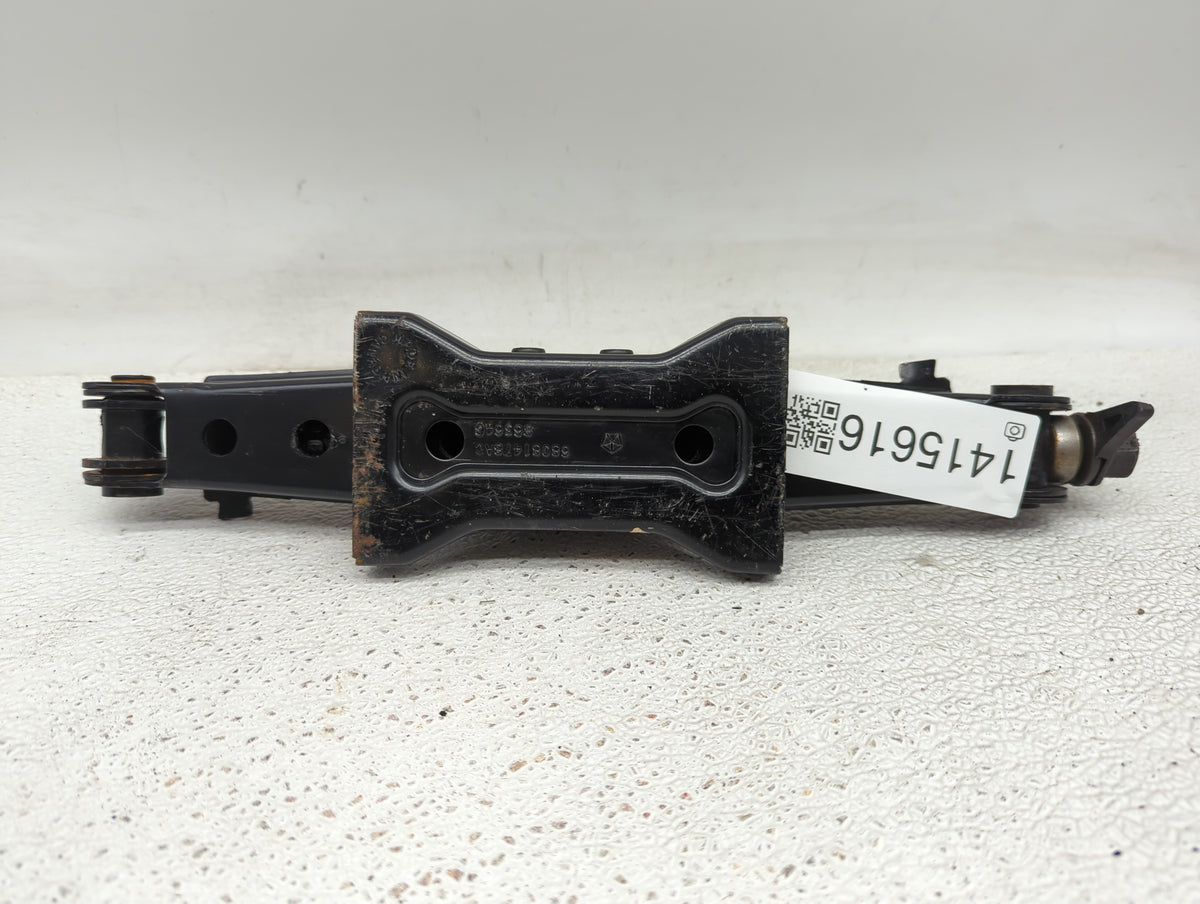 2019 Dodge Charger Spare Scissor Car Jack 1415616 - Oemusedautoparts1.com