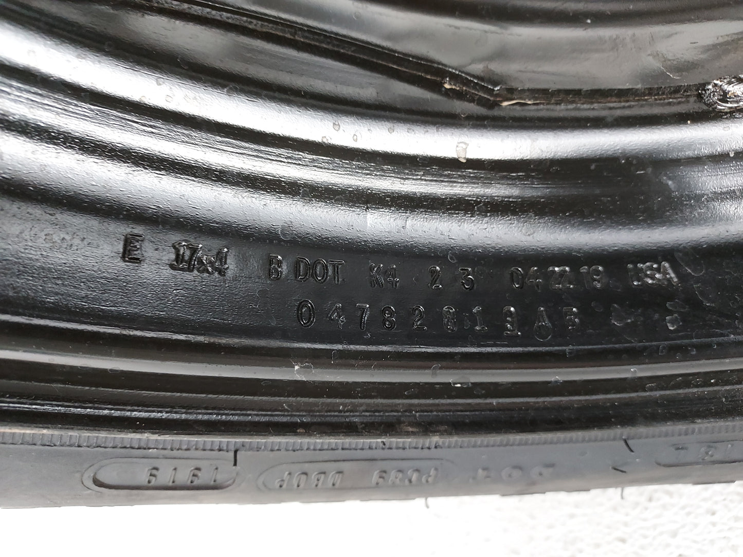 2006-2022 Dodge Charger Spare Donut Tire Wheel Rim Oem 1420771 - Oemusedautoparts1.com