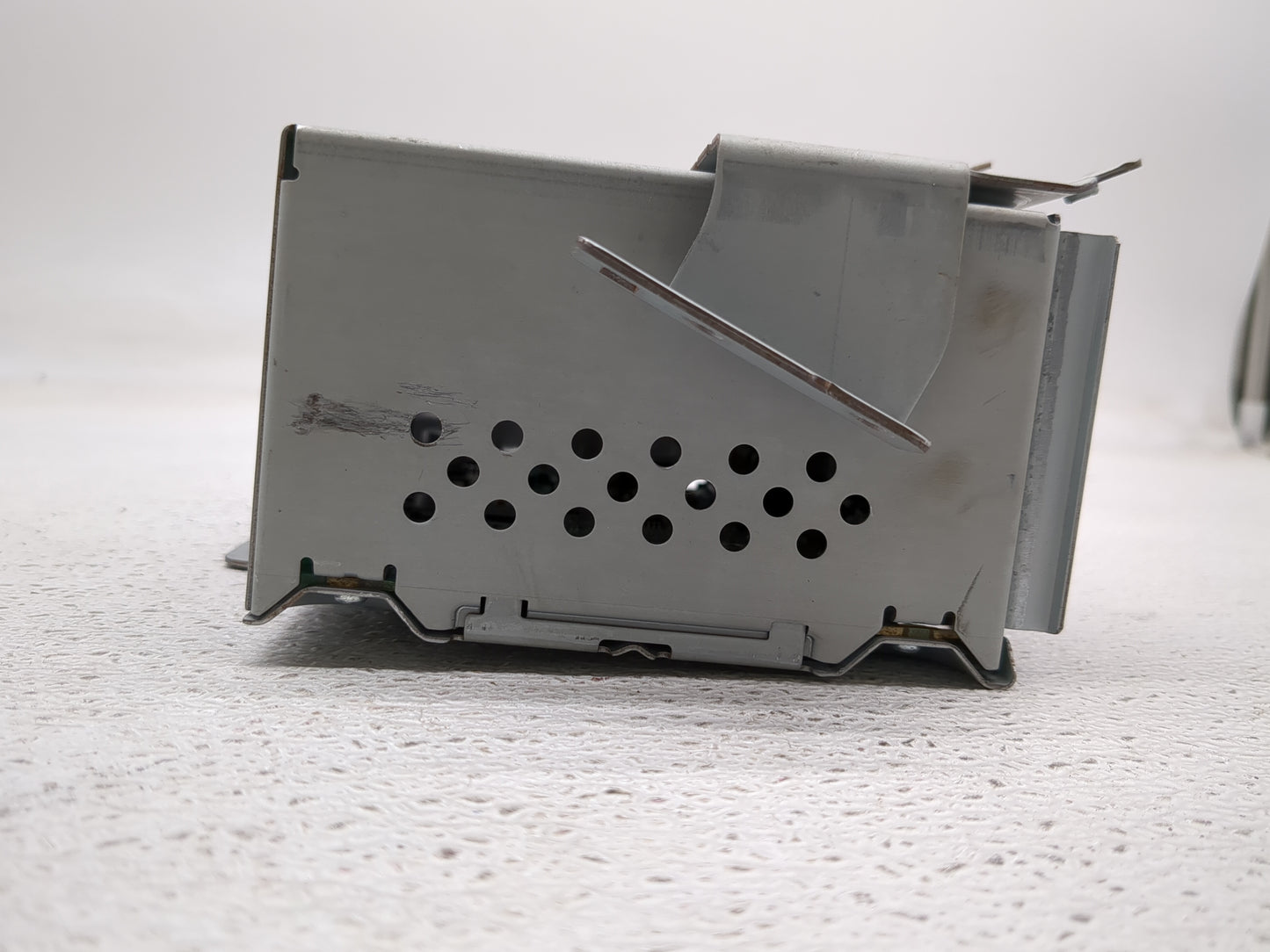 2018-2019 Dodge Charger Radio AM FM Cd Player Receiver Replacement P/N:KT1T-18D832-KU Fits Fits 2018 2019 OEM Used Auto Part