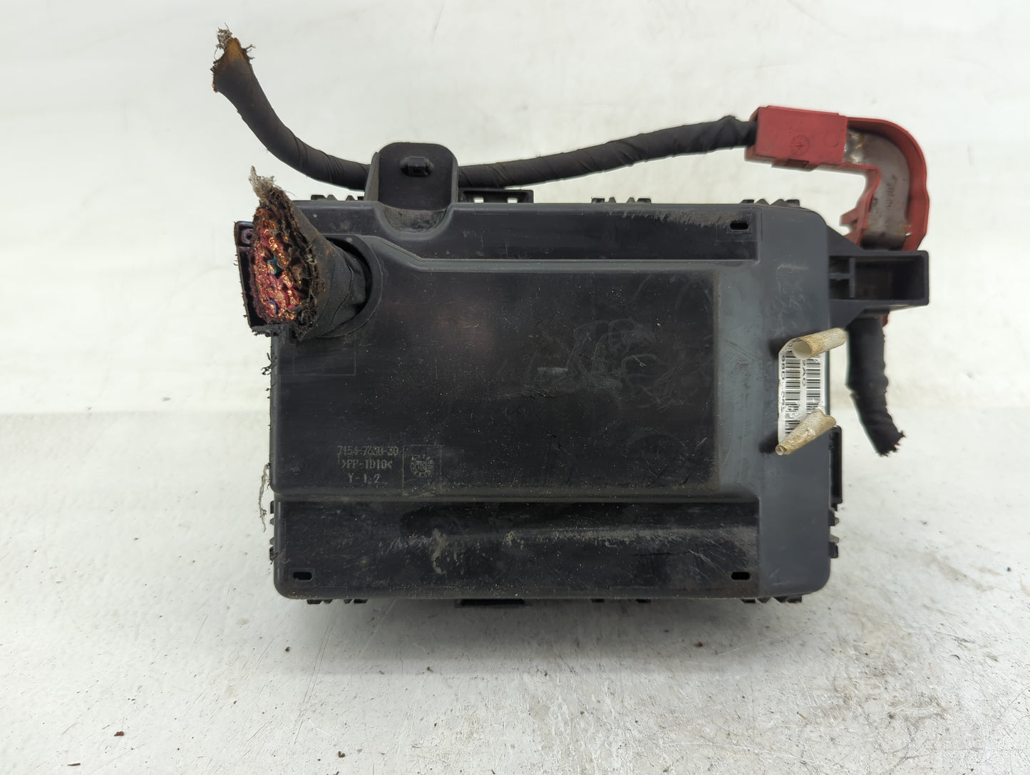 2019-2020 Dodge Charger Fusebox Fuse Box Panel Relay Module P/N:7154-7630-30 Fits Fits 2019 2020 OEM Used Auto Parts - Oemus