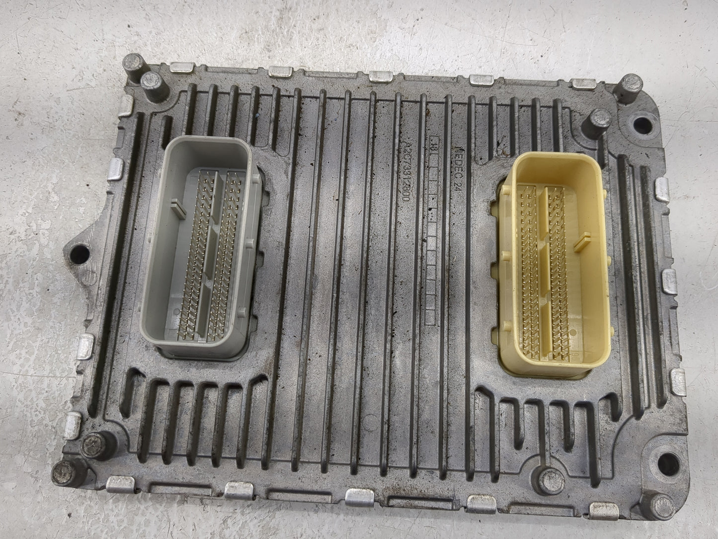 2018-2019 Dodge Charger PCM Engine Control Computer ECU ECM PCU OEM P/N:P68331185AA Fits Fits 2018 2019 OEM Used Auto Parts 