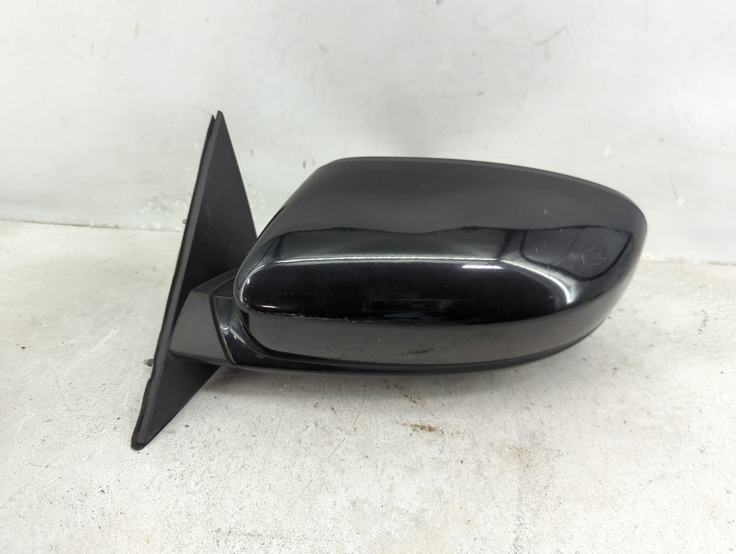 2015-2020 Dodge Charger Driver Side View Mirror - Left Door Mirror OEM Used - Oemusedautoparts1.com