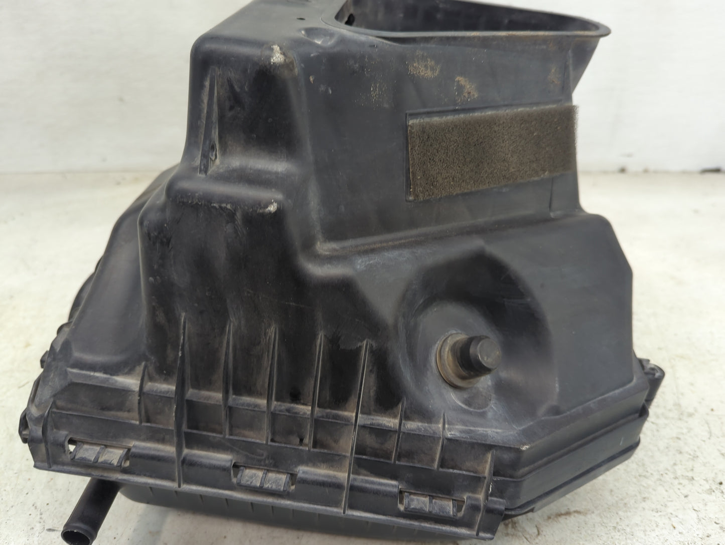 2011-2019 Dodge Charger Air Cleaner Intake-duct Hose Tube - Oemusedautoparts1.com