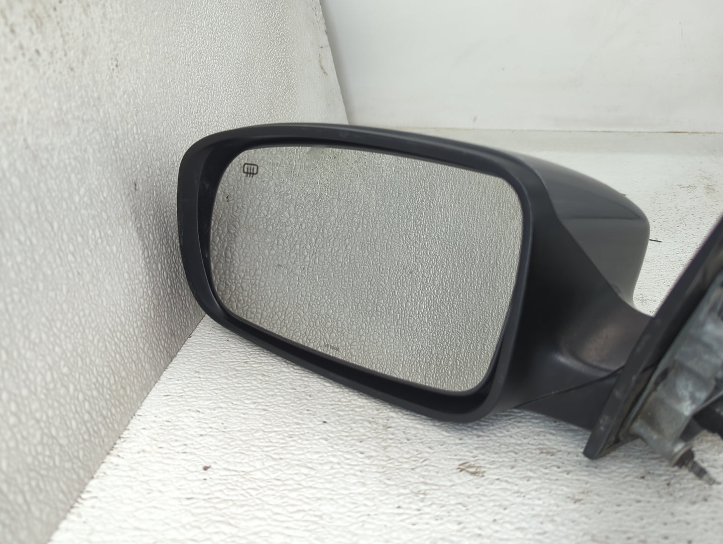 2015-2020 Dodge Charger Driver Side View Mirror - Left Door Mirror OEM Used - Oemusedautoparts1.com