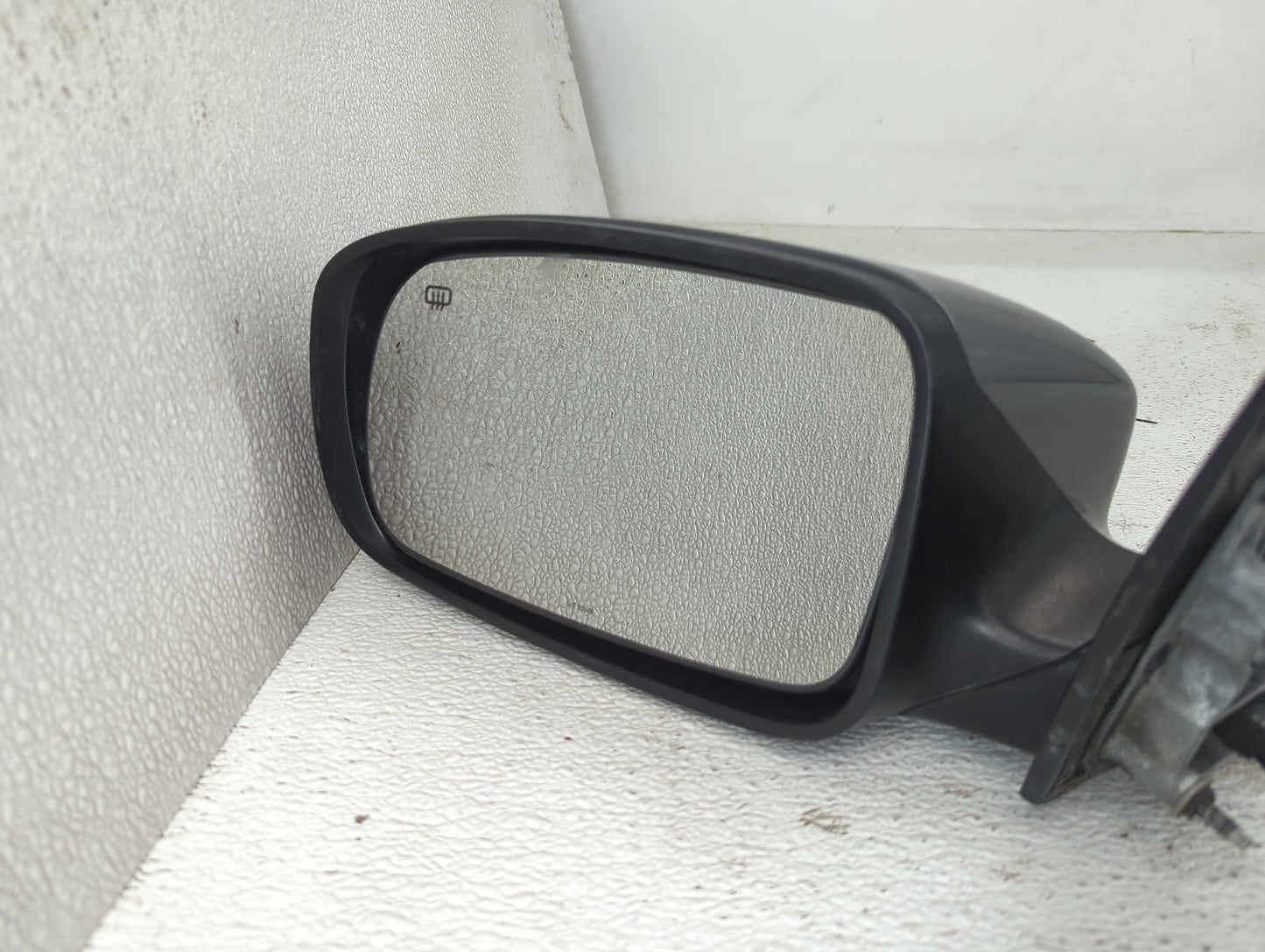 2015-2020 Dodge Charger Driver Side View Mirror - Left Door Mirror OEM Used - Oemusedautoparts1.com
