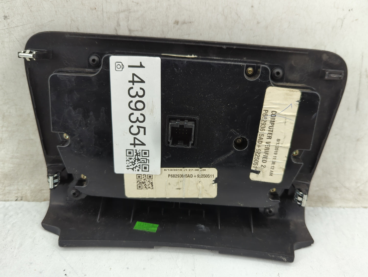 2017-2021 Dodge Charger Climate Control Module Temperature AC/Heater Replacement Fits Fits 2017 2018 2019 2020 2021 OEM Used