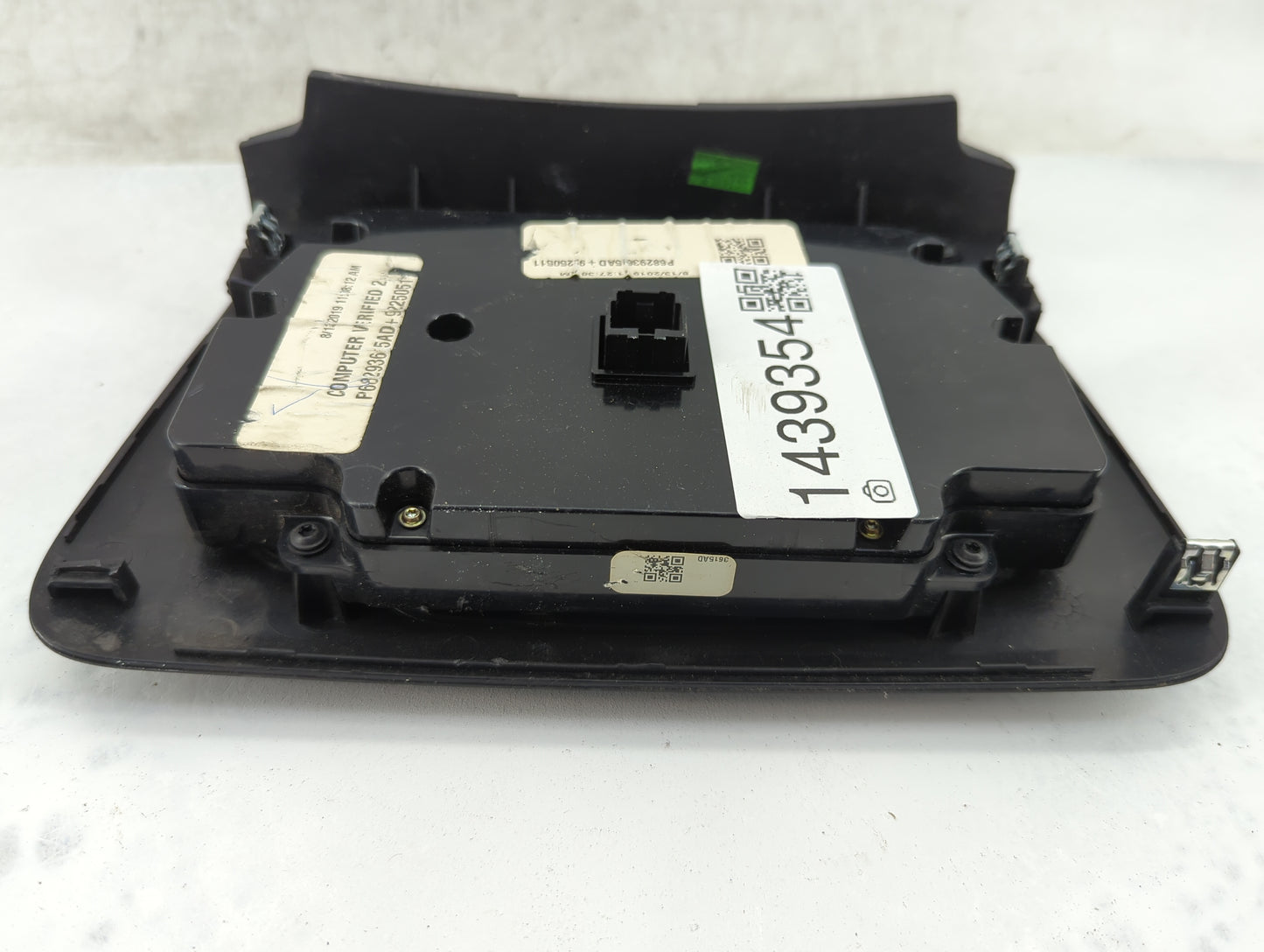 2017-2021 Dodge Charger Climate Control Module Temperature AC/Heater Replacement Fits Fits 2017 2018 2019 2020 2021 OEM Used