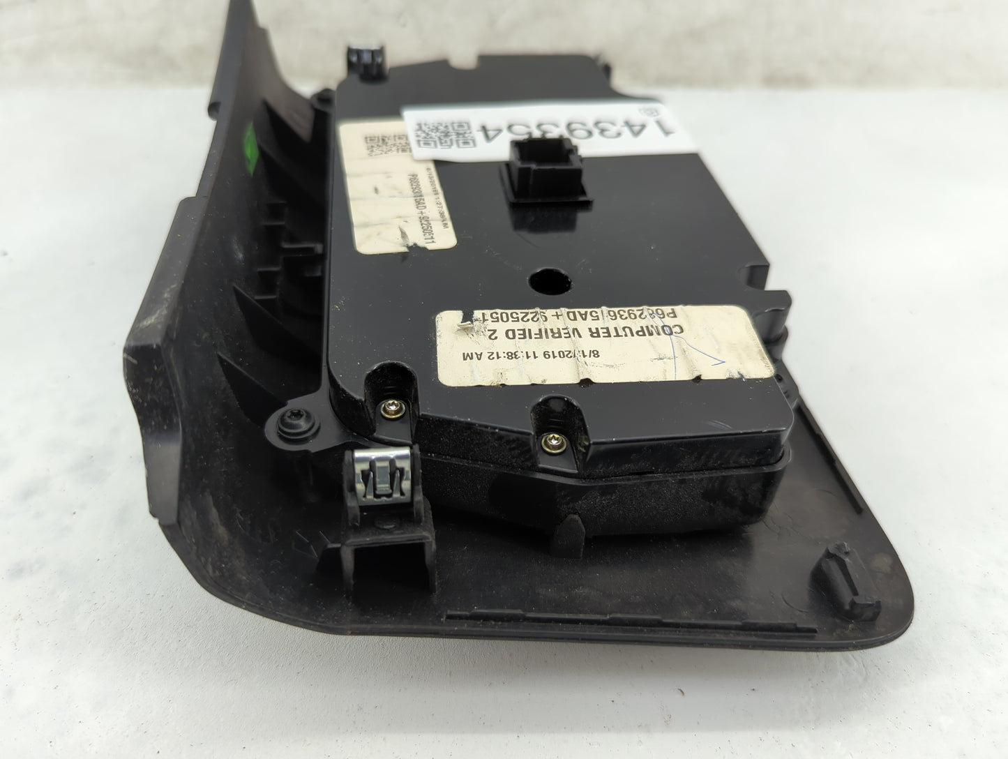 2017-2021 Dodge Charger Climate Control Module Temperature AC/Heater Replacement Fits Fits 2017 2018 2019 2020 2021 OEM Used