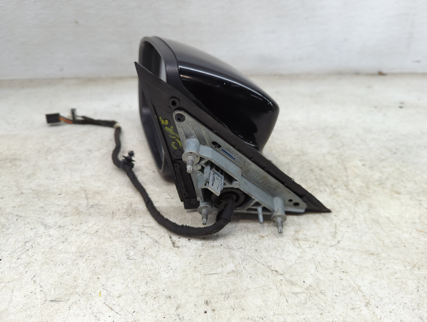 2015-2020 Dodge Charger Driver Side View Mirror - Left Door Mirror OEM Used - Oemusedautoparts1.com