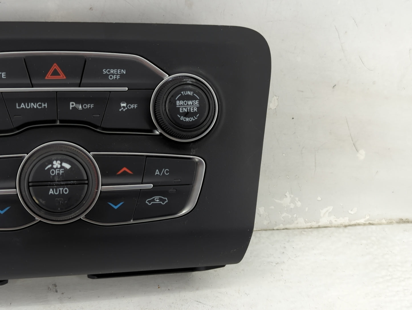 2019 Dodge Charger Climate Control Module Temperature AC/Heater Replacement P/N:P68435707AA 92740382 Fits OEM Used Auto Part