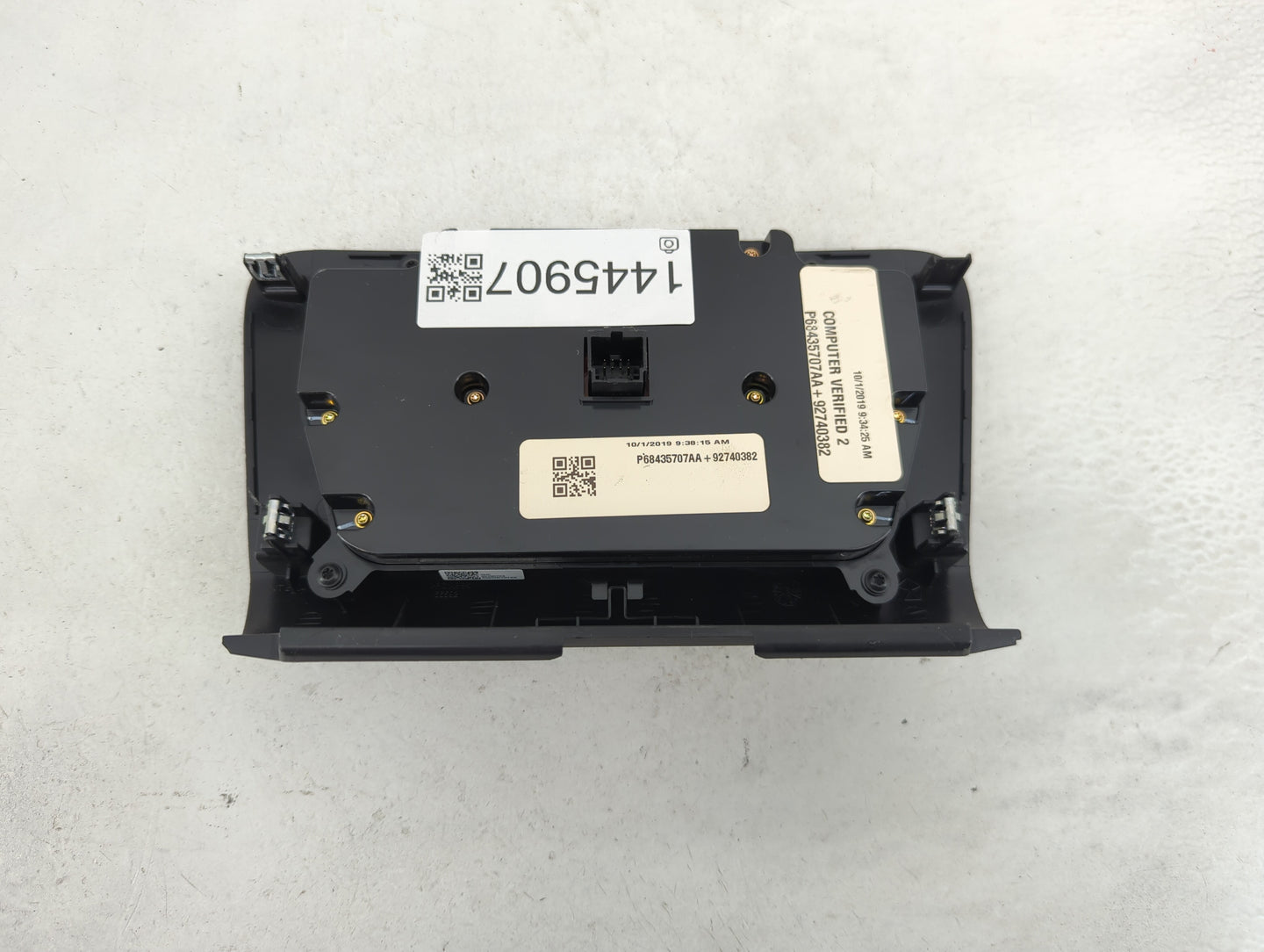 2019 Dodge Charger Climate Control Module Temperature AC/Heater Replacement P/N:P68435707AA 92740382 Fits OEM Used Auto Part