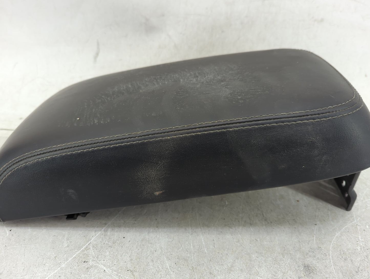2019 Dodge Charger Center Console Armrest Cover Lid Fits OEM Used Auto Parts - Oemusedautoparts1.com