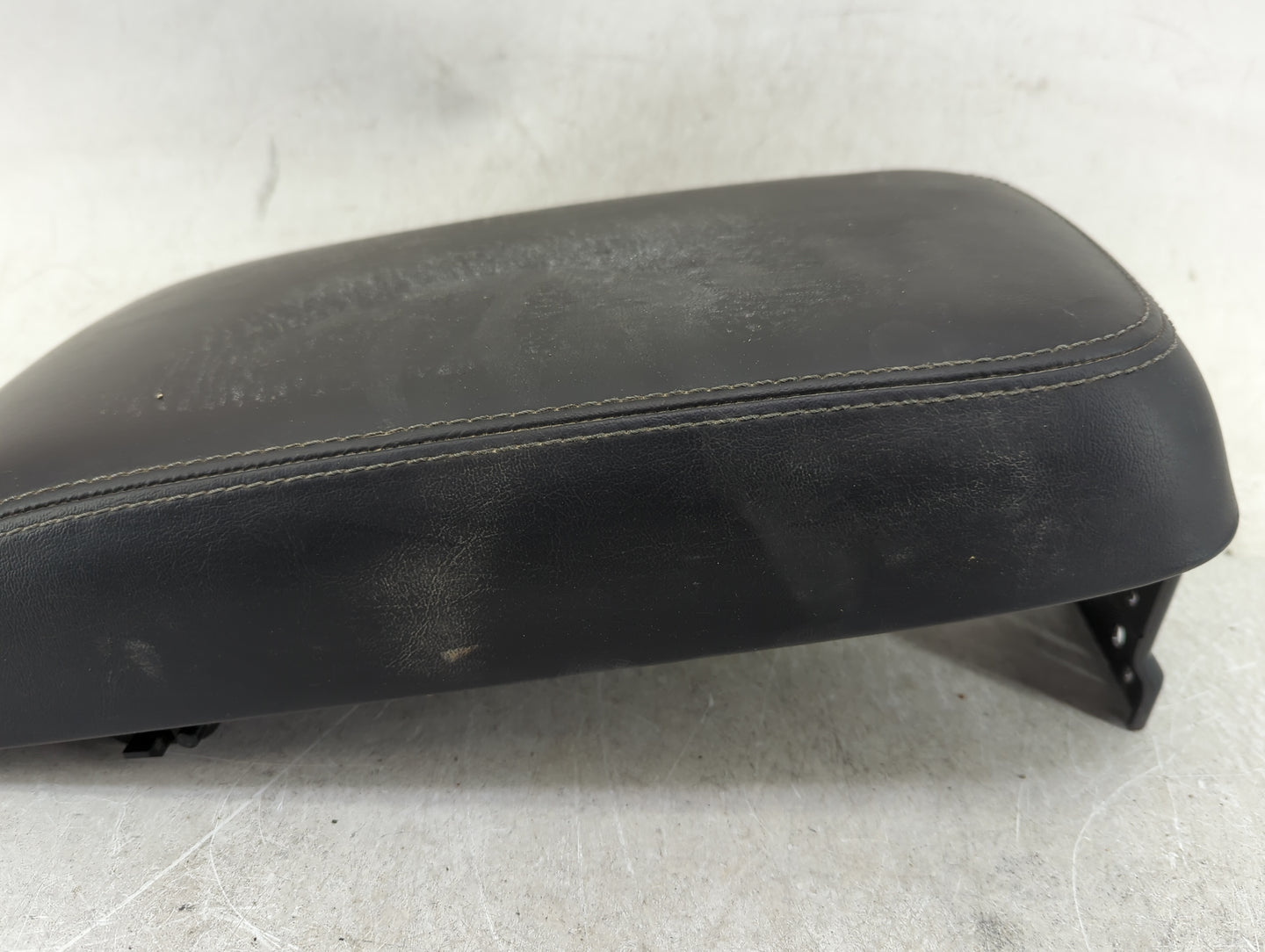 2019 Dodge Charger Center Console Armrest Cover Lid Fits OEM Used Auto Parts - Oemusedautoparts1.com