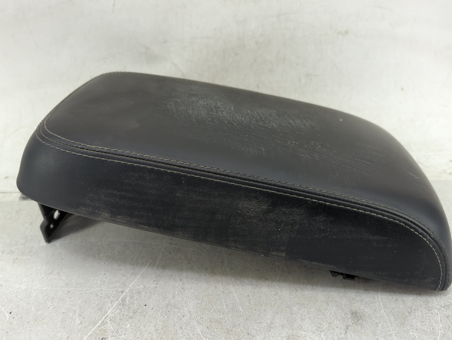 2019 Dodge Charger Center Console Armrest Cover Lid Fits OEM Used Auto Parts - Oemusedautoparts1.com