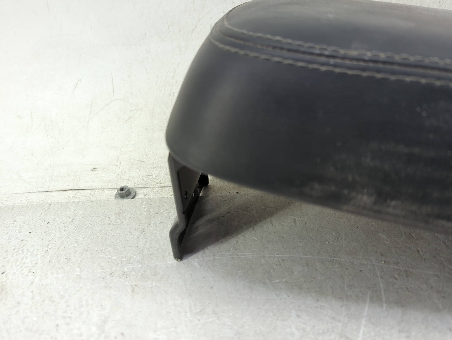 2019 Dodge Charger Center Console Armrest Cover Lid Fits OEM Used Auto Parts - Oemusedautoparts1.com