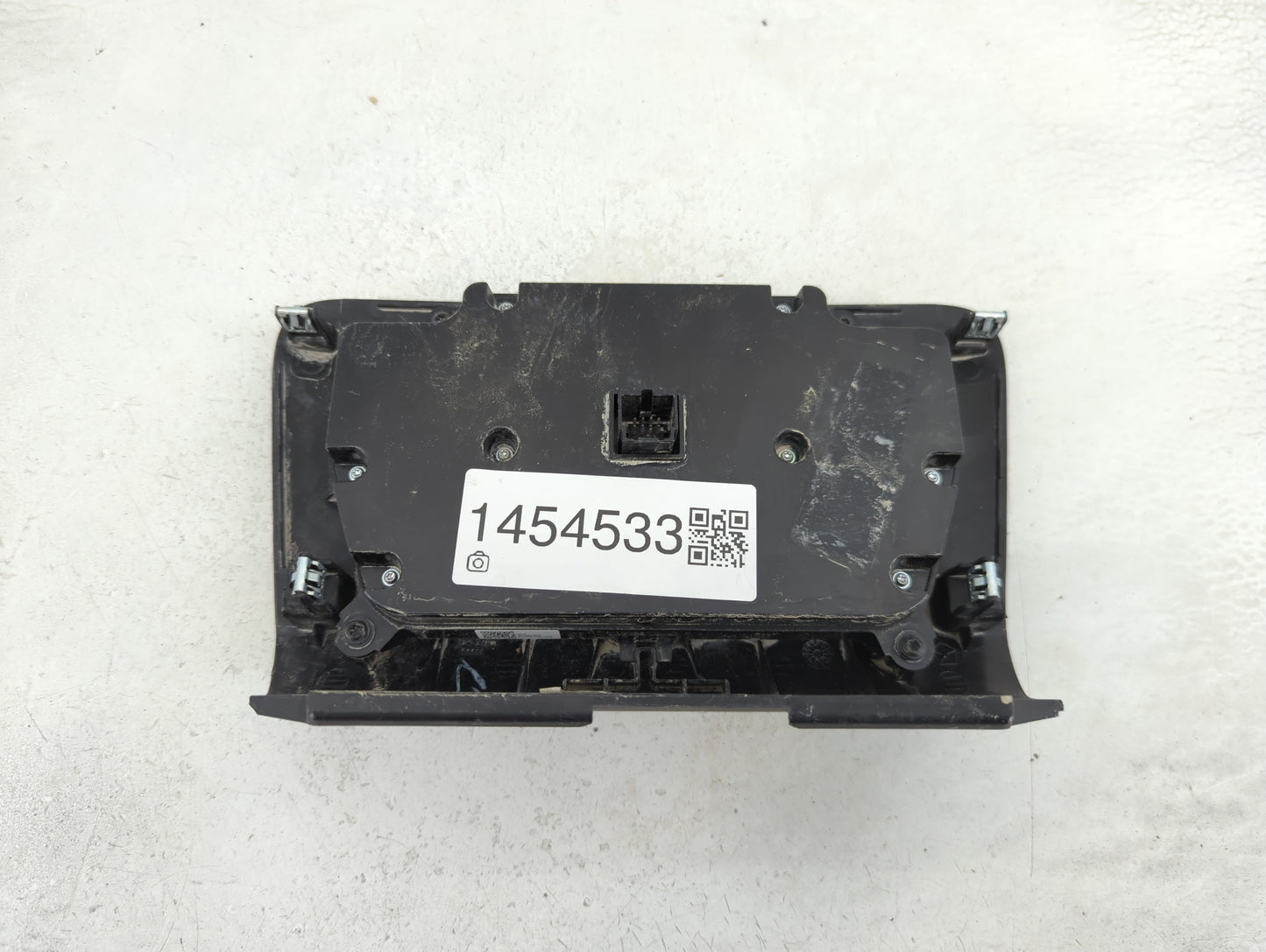 2019 Dodge Charger Climate Control Module Temperature AC/Heater Replacement Fits OEM Used Auto Parts - Oemusedautoparts1.com