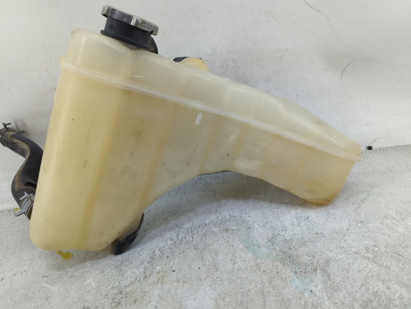 2011-2022 Dodge Charger Radiator Coolant Overflow Expansion Tank Bottle 1460003 - Oemusedautoparts1.com