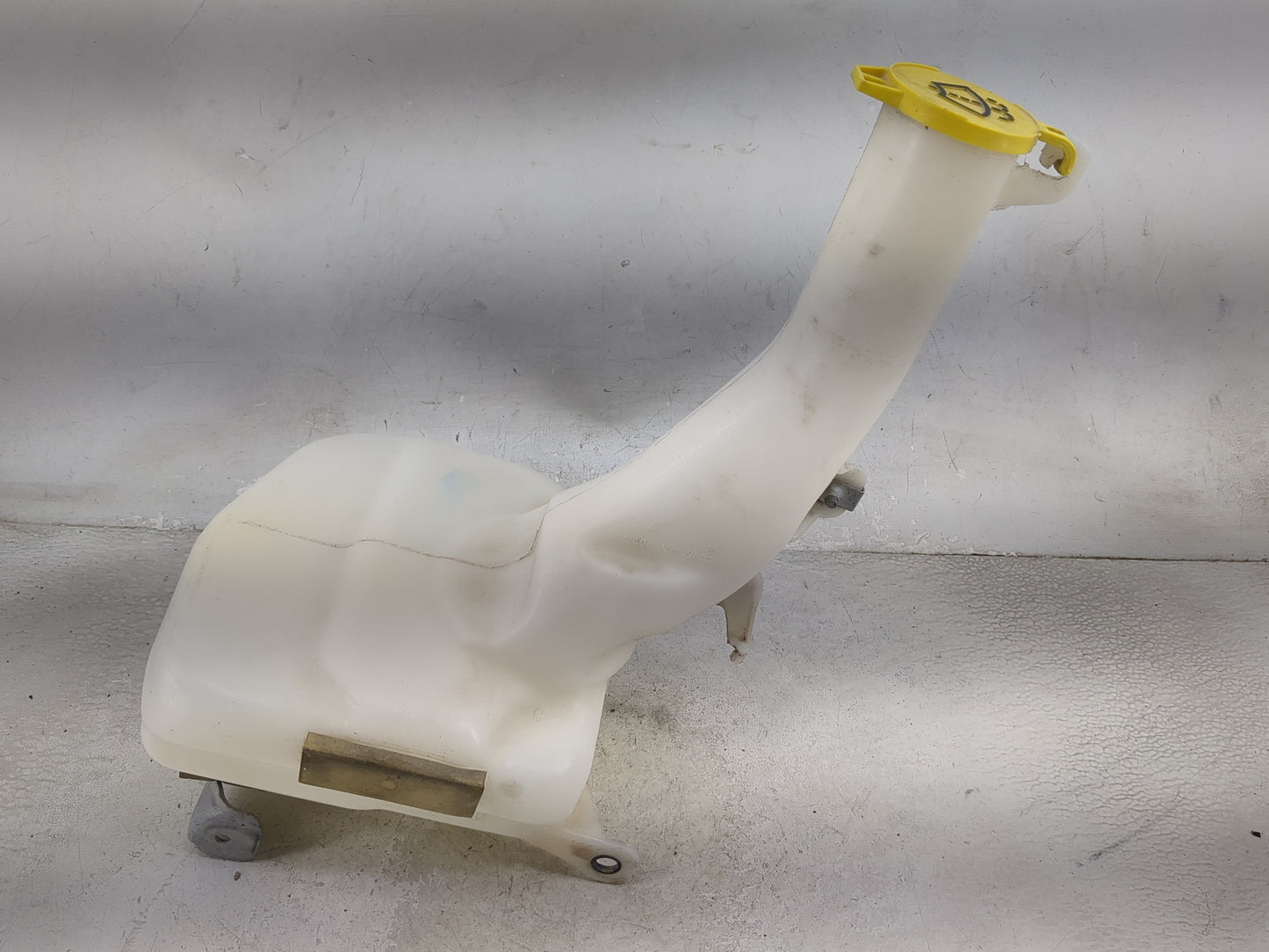 2011-2022 Dodge Charger Windshield Washer Fluid Reservoir Bottle Oem 1477165 - Oemusedautoparts1.com