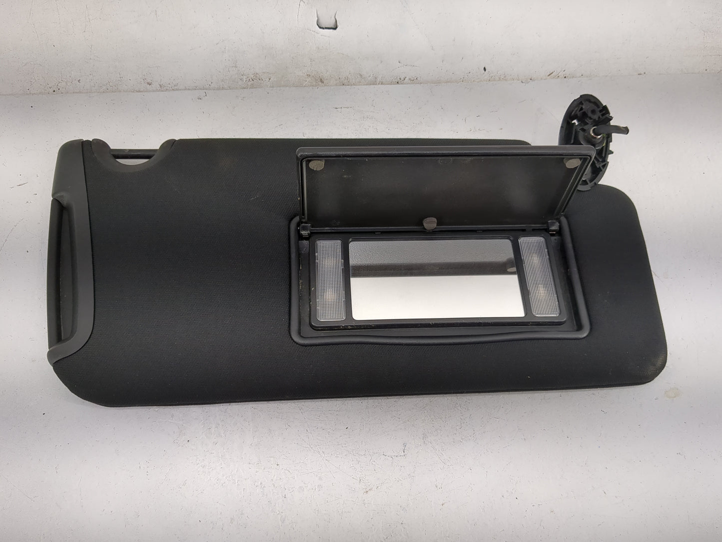 2019 Dodge Charger Sun Visor Shade Replacement Passenger Right Mirror Fits OEM Used Auto Parts - Oemusedautoparts1.com