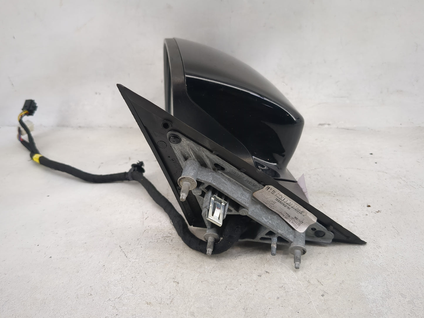 2015-2020 Dodge Charger Driver Side View Mirror - Left Door Mirror OEM Used - Oemusedautoparts1.com