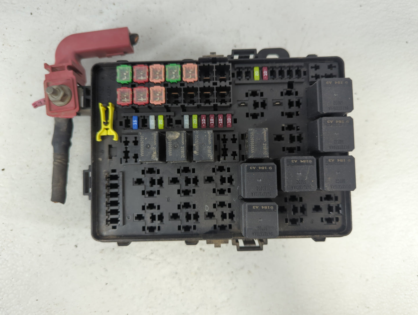 2019-2020 Dodge Charger Fusebox Fuse Box Panel Relay Module P/N:423AC PP-TD10, 7154-7630-30 Fits Fits 2019 2020 OEM Used Aut