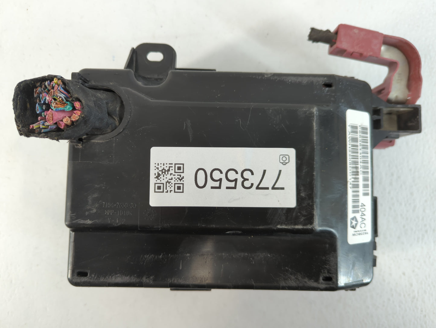 2019-2020 Dodge Charger Fusebox Fuse Box Panel Relay Module P/N:P68384404AC Fits Fits 2019 2020 OEM Used Auto Parts - Oemuse